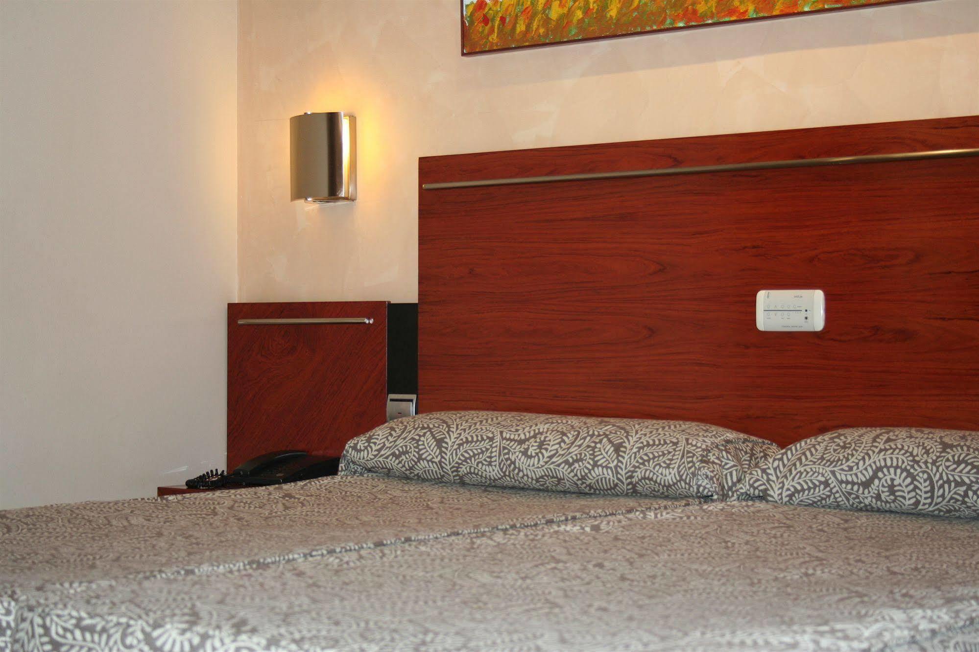 Dwo Garbi Millenni 4*